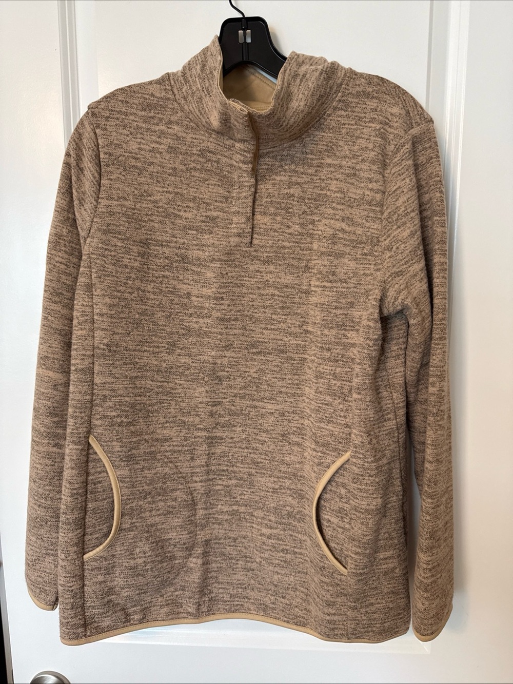 Women’s Size Large 1/4 Snap Long Sleeve Fleece Pullover
